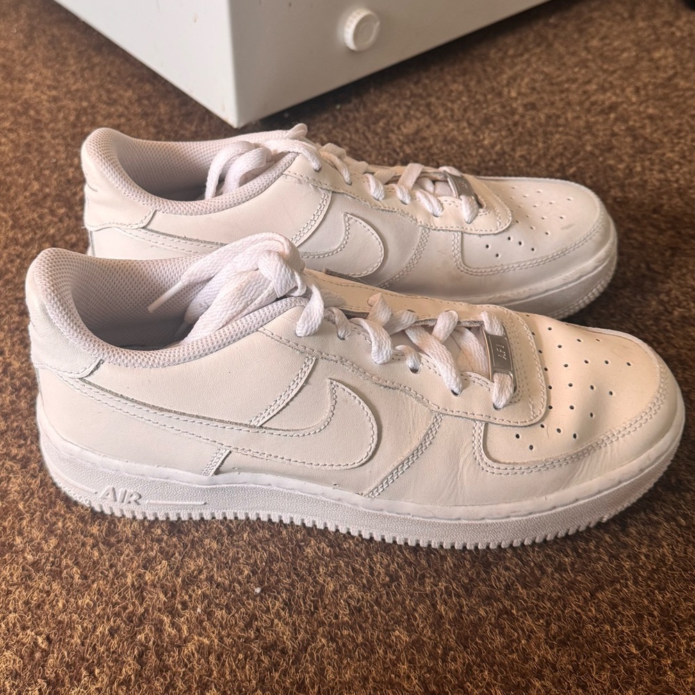 Nike Air Force 1/ 6.5Y or 8.5 women’s